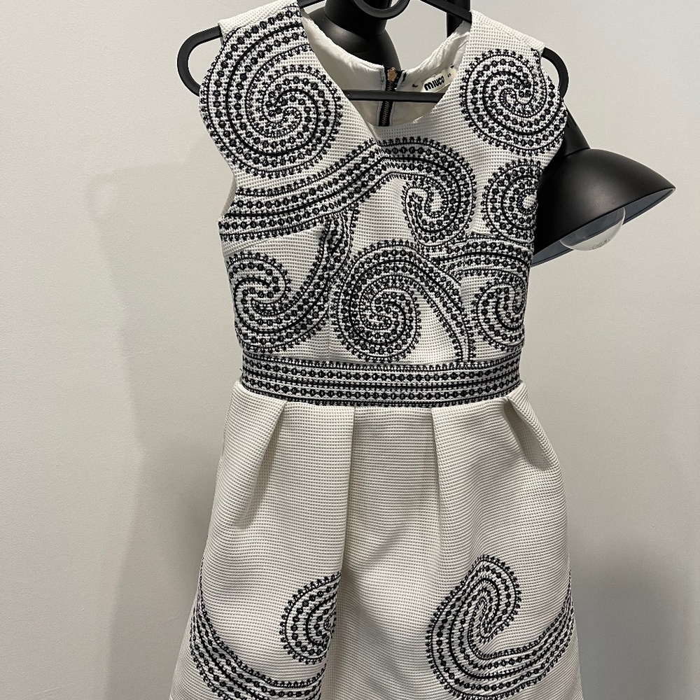 MIUCO Bubble Black and White Dress
